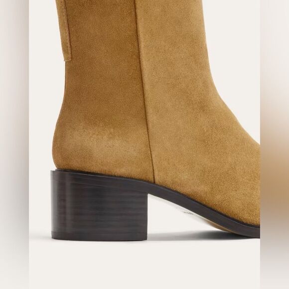 NEW Everlane The City Boot in Sand Suede - Picture 5 of 9